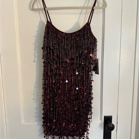 NWT Liv foster Sequin Mini Dress - Red/Black - size 6 - Picture 3 of 6
